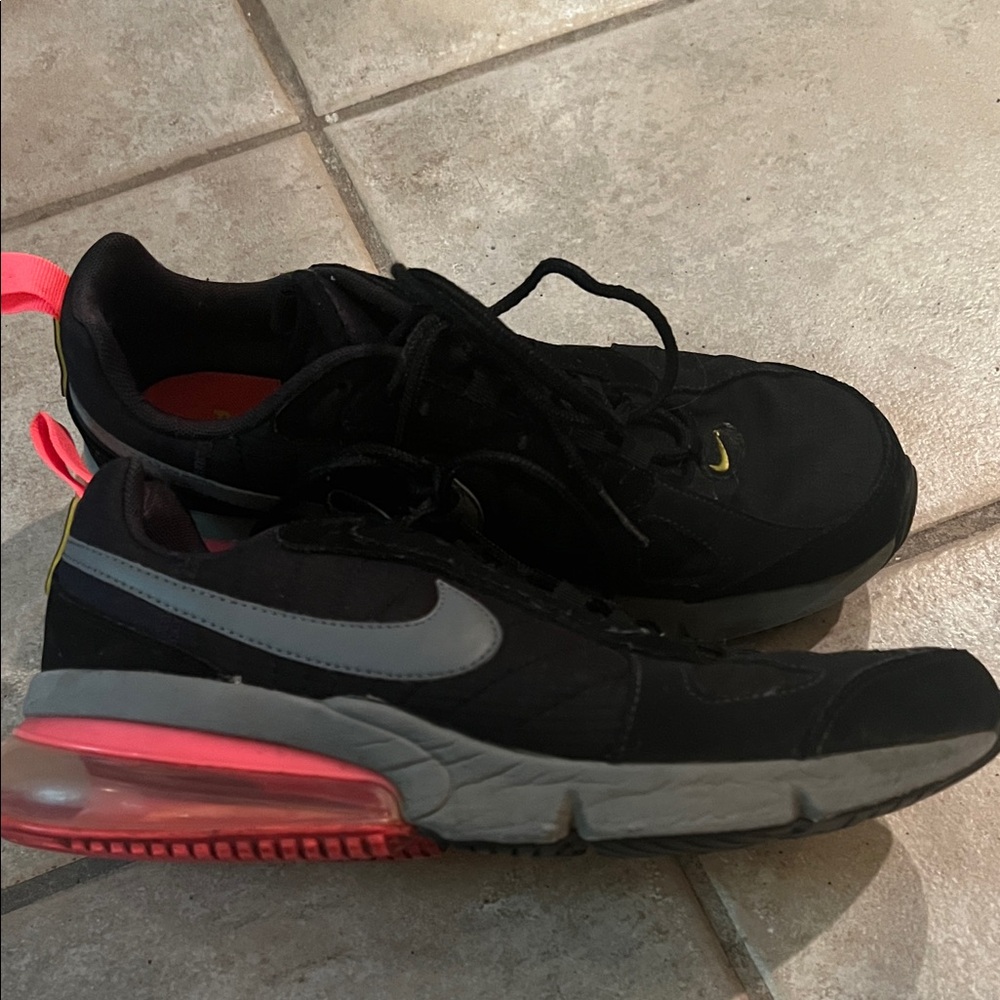 Nike Black and Gray Athletic Shoes with Pink Highlights. Men’s 8 or women’s 9.5